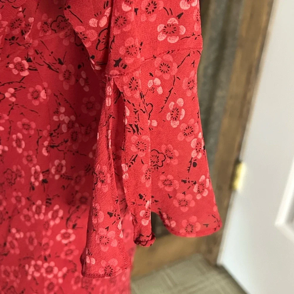 Ann Taylor LOFT Red Floral Silk Ruffle Blouse-Large - Picture 4 of 8